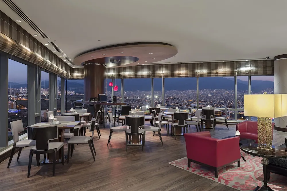Ottoman Suite