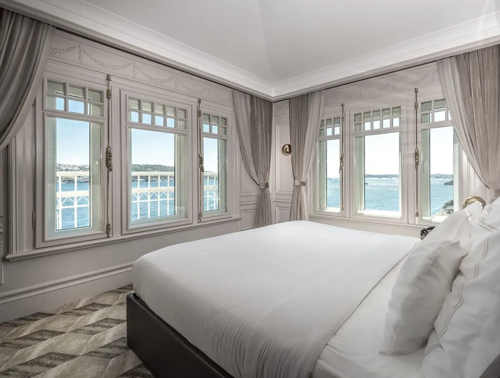Penthouse Bosphorus Suite