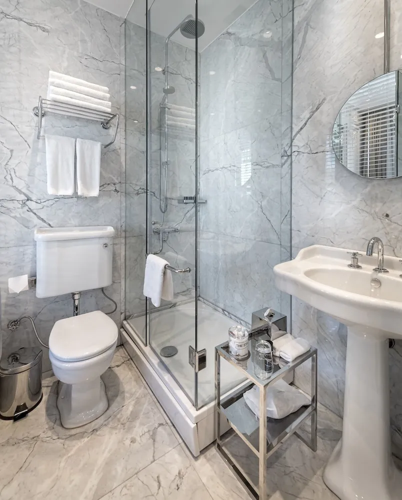 Deluxe Bosphorus Suite, Partial Sea View