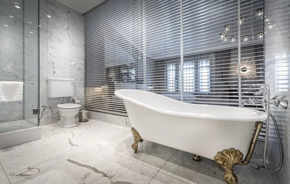 Romantic Penthouse Suite