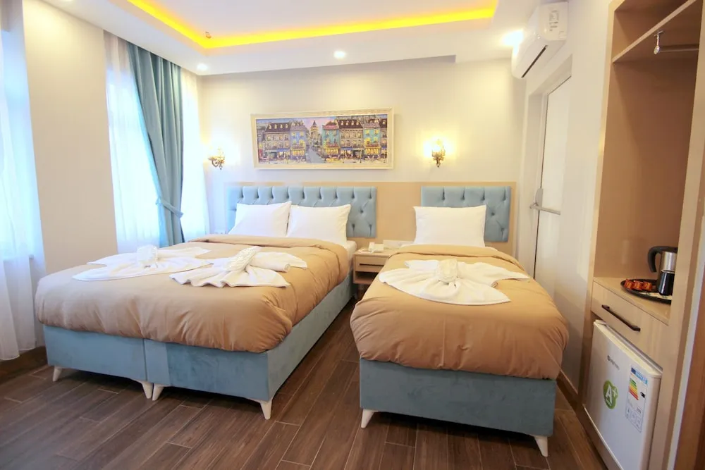 Deluxe Üç Kişilik Oda, Park Manzaralı