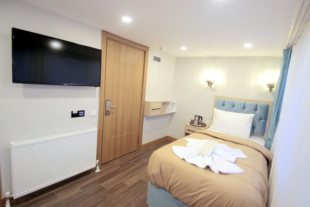 Deluxe Üç Kişilik Oda, Park Manzaralı
