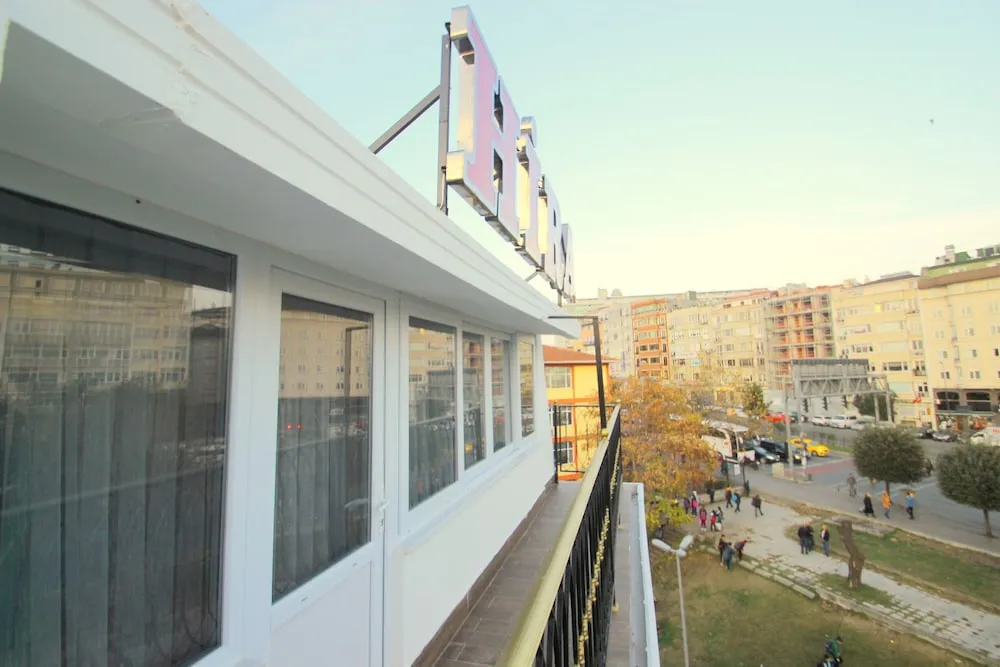 Deluxe Üç Kişilik Oda, Park Manzaralı