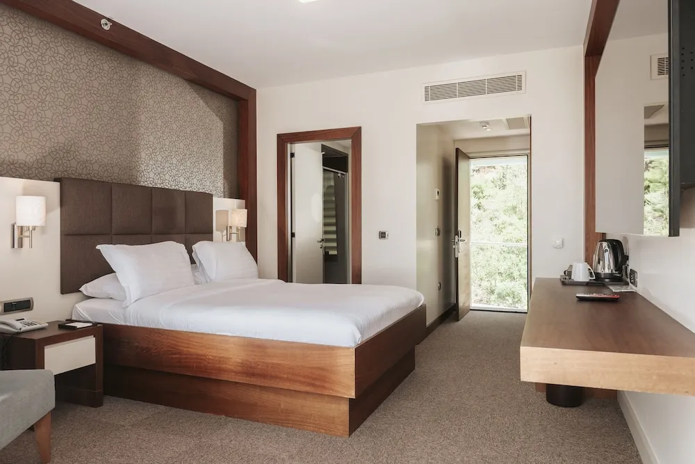 Superior Double Room, Garden View