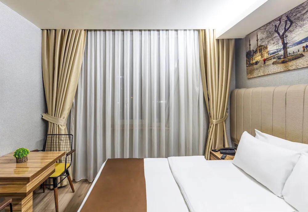 Deluxe Cift Kisilik Oda