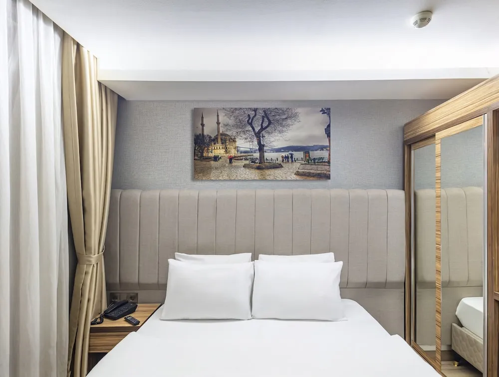 Deluxe Cift Kisilik Oda