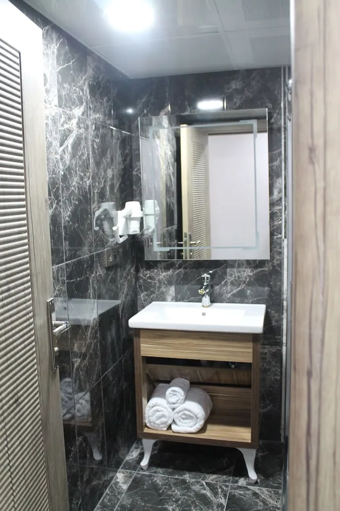 Deluxe İki Ayrı Yataklı Oda