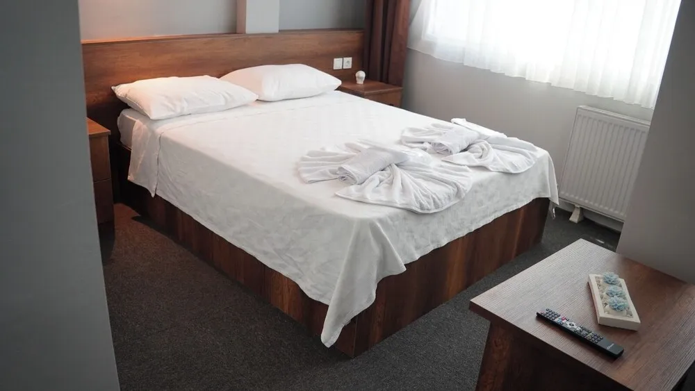 Standard Tek Büyük Yataklı Oda, Şehir Manzaralı