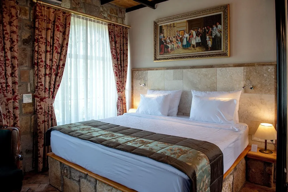 King Suite - Nehir Manzarali, Hamam, Sauna, Jakuzi, Somine