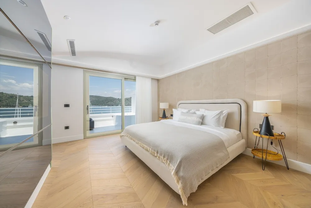 Çatı Katı Süiti (Penthouse)