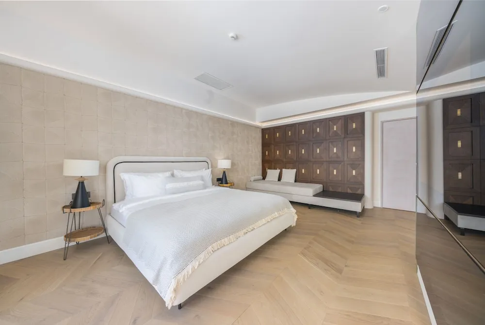 Çatı Katı Süiti (Penthouse)