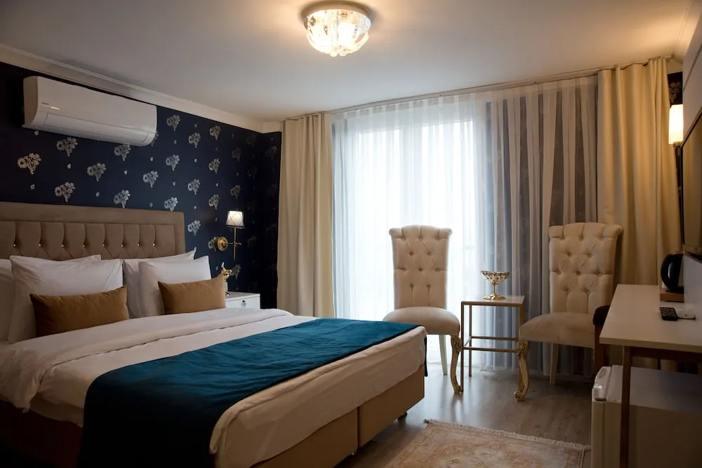 Deluxe Tek Büyük Yataklı Oda