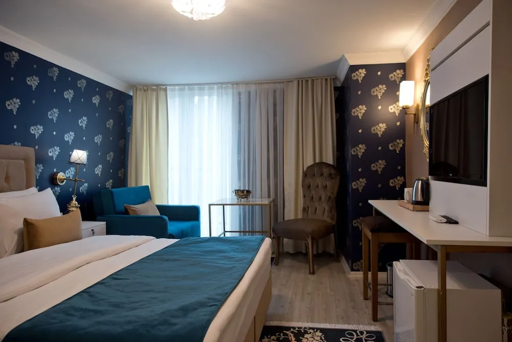 Deluxe Tek Büyük Yataklı Oda