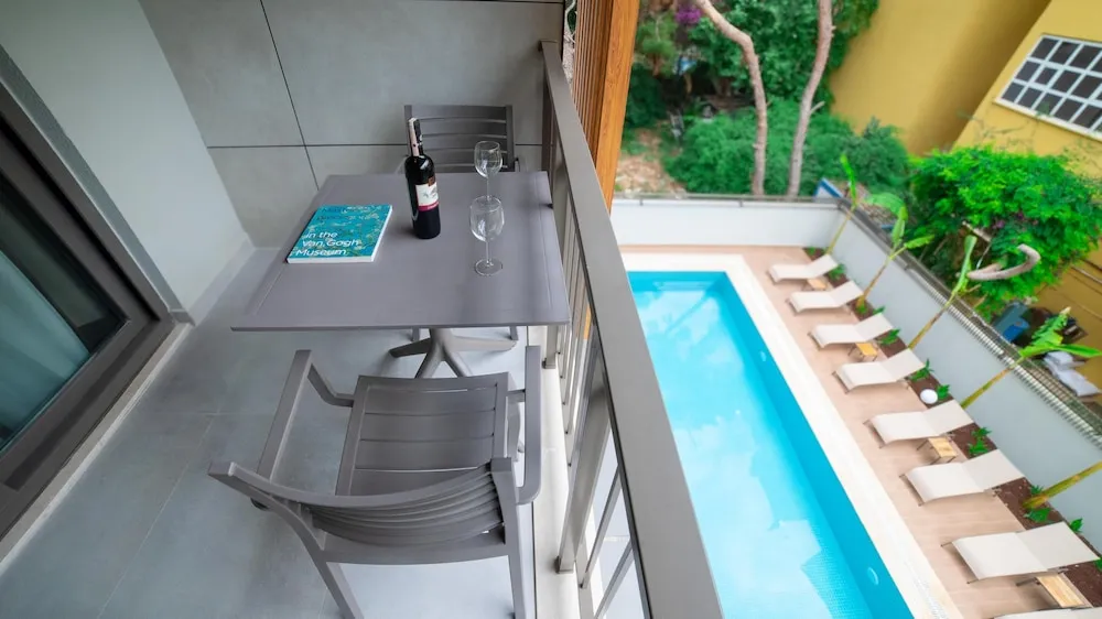 Deluxe Süit, Balkon