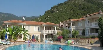 Villa TH17 by JoyLettings