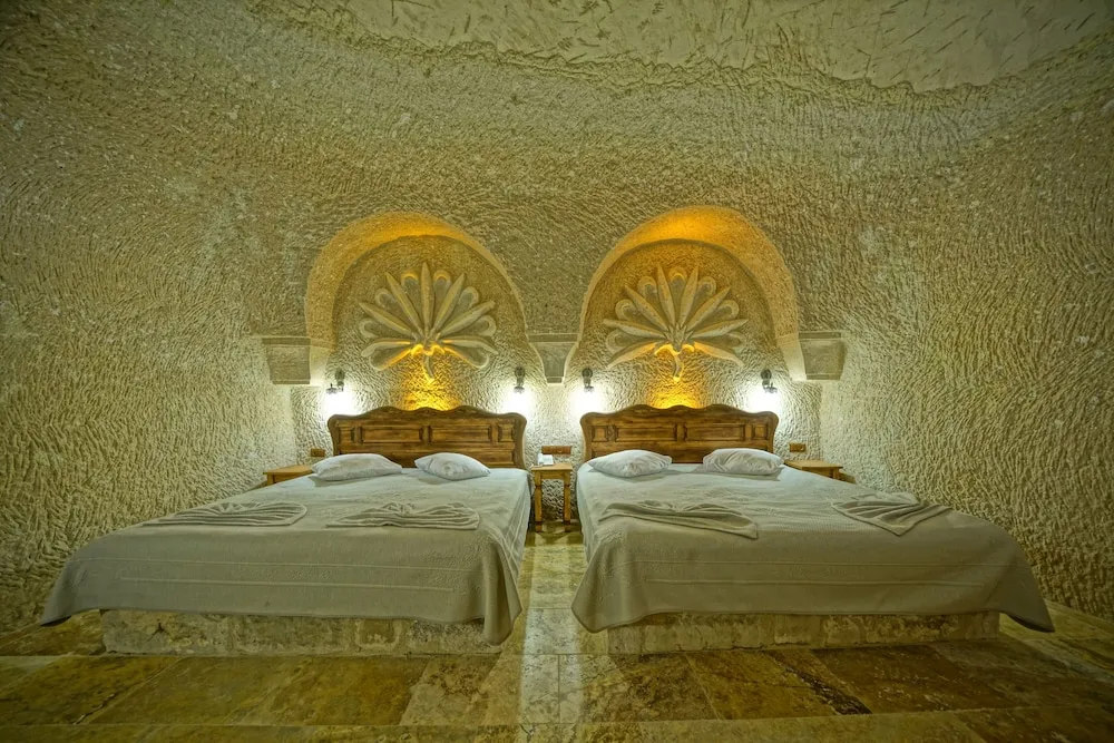 Luxury Cave Suite