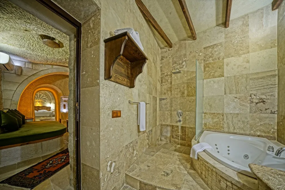 Luxury Cave Suite