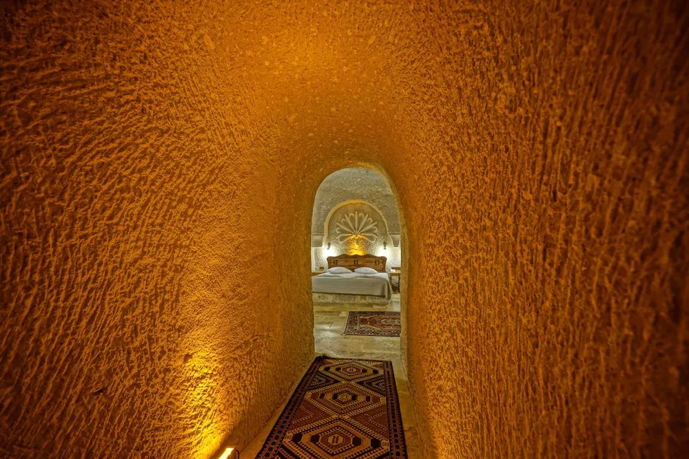 Luxury Cave Suite