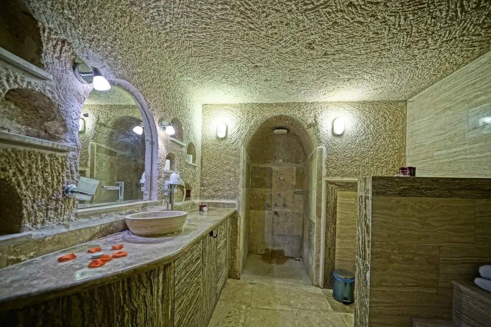 Classic Cave Suite