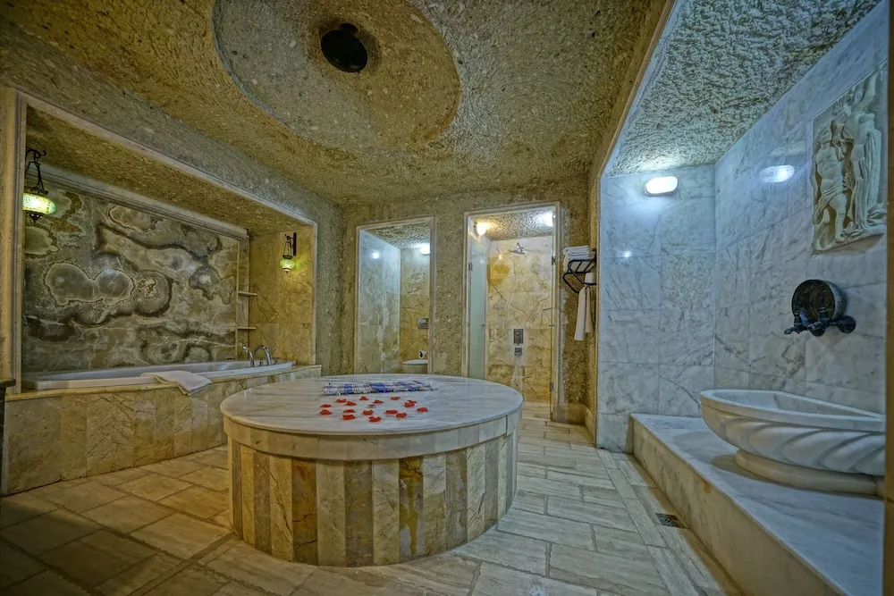 Luxury Cave Suite with Turkish Bath