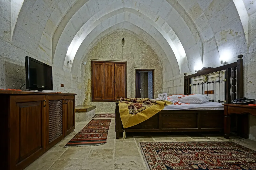 Luxury Cave Suite with Turkish Bath