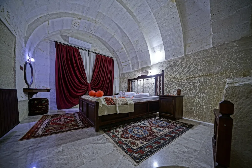 Luxury Cave Suite with Turkish Bath