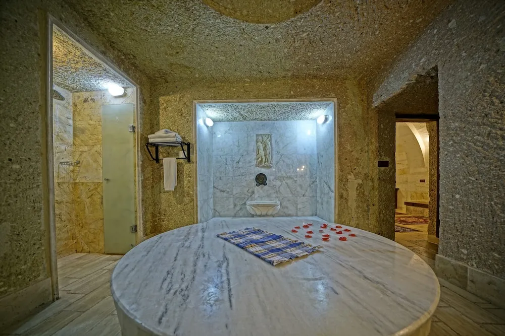 Luxury Cave Suite with Turkish Bath