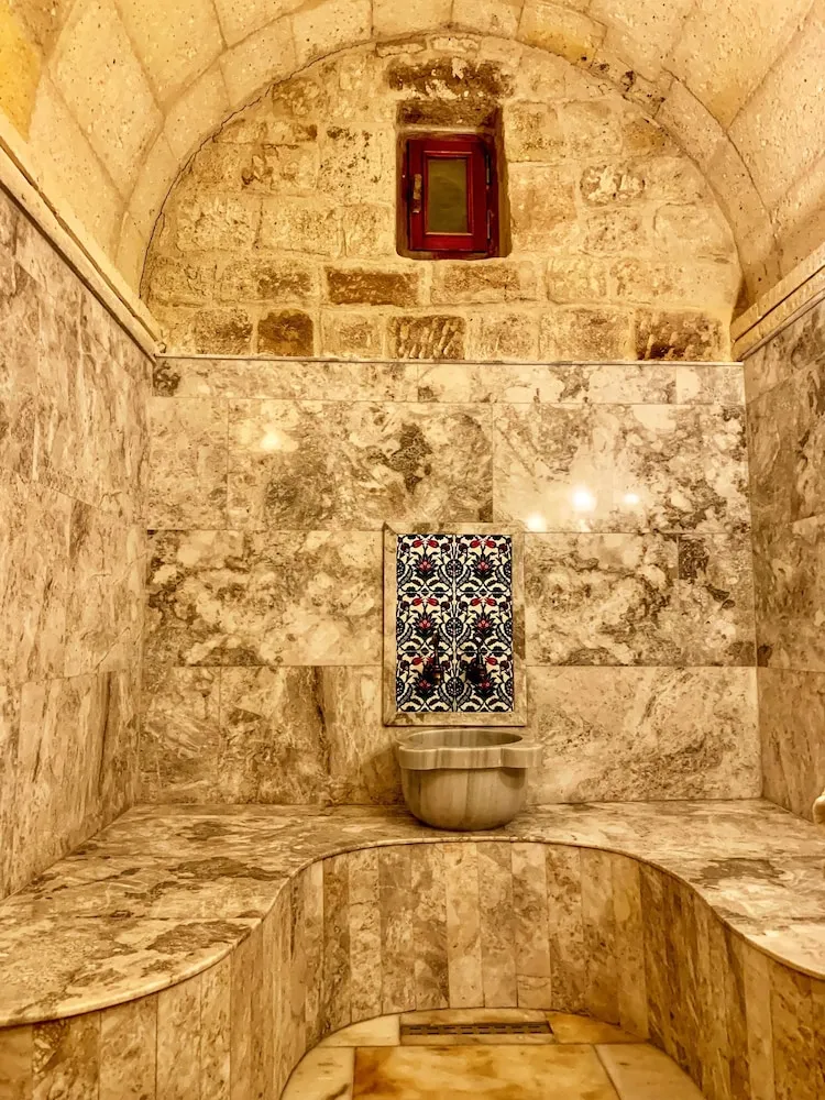 Honeymoon Oda, Sigara İçilmez, Bahçe Manzaralı