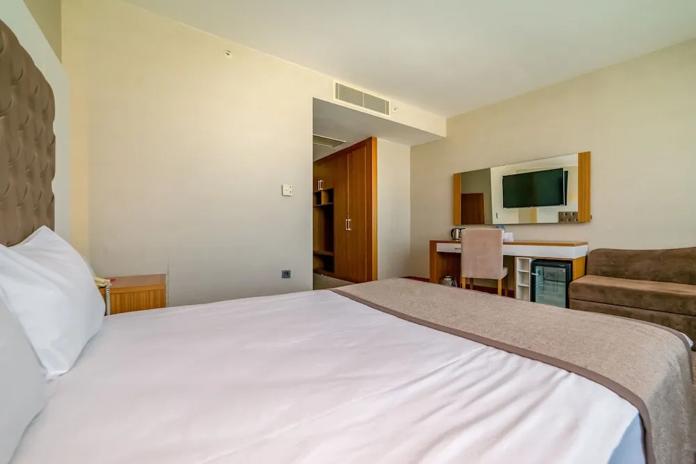 Standard Üç Kişilik Oda