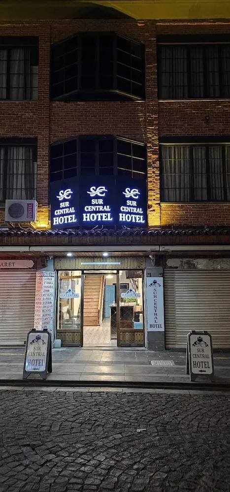 Sur Central Hotel