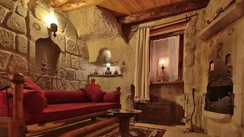 Koza Cave Hotel
