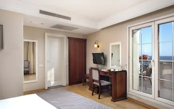 Recital Hotel