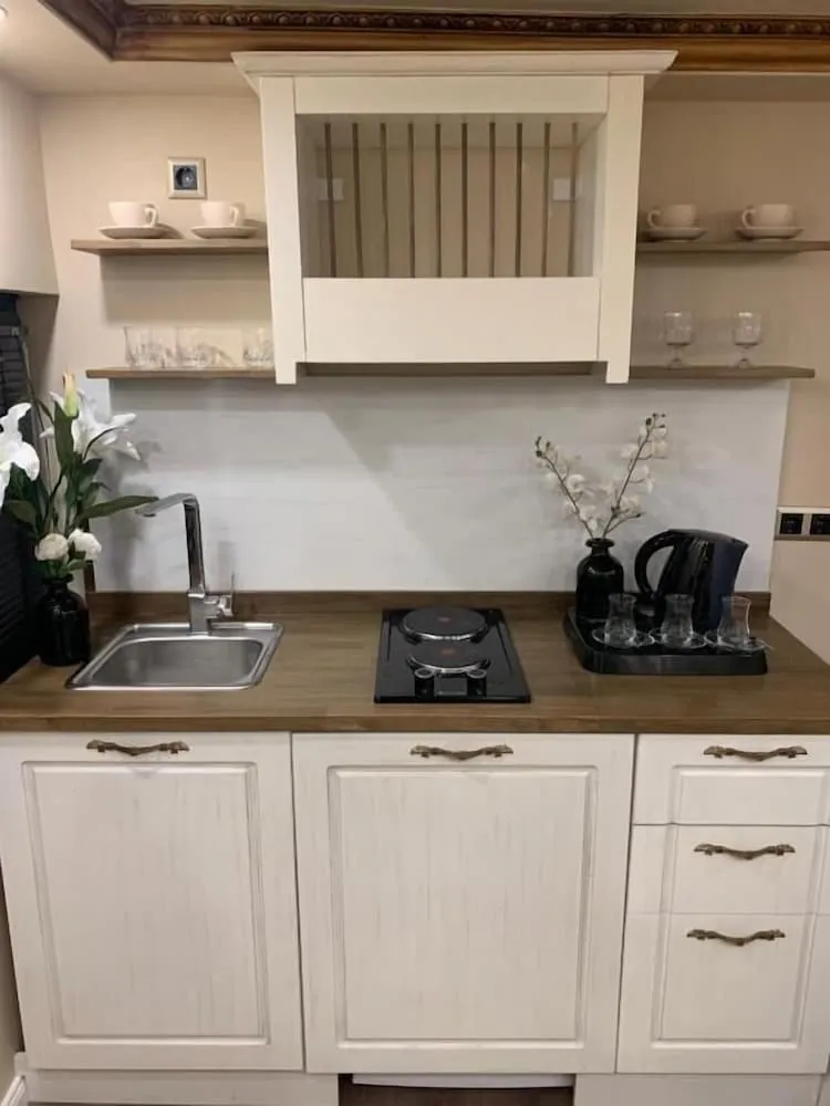 Süit, Sıcak Su Küveti