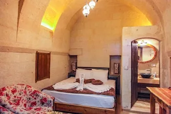 Roma Cave Suite Hotel