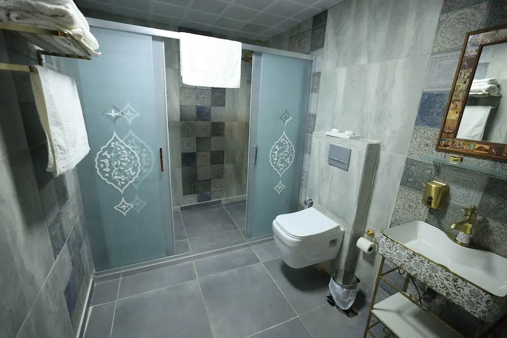 Standard Üç Kişilik Oda