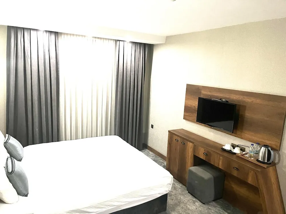 Economy Room (No Window)