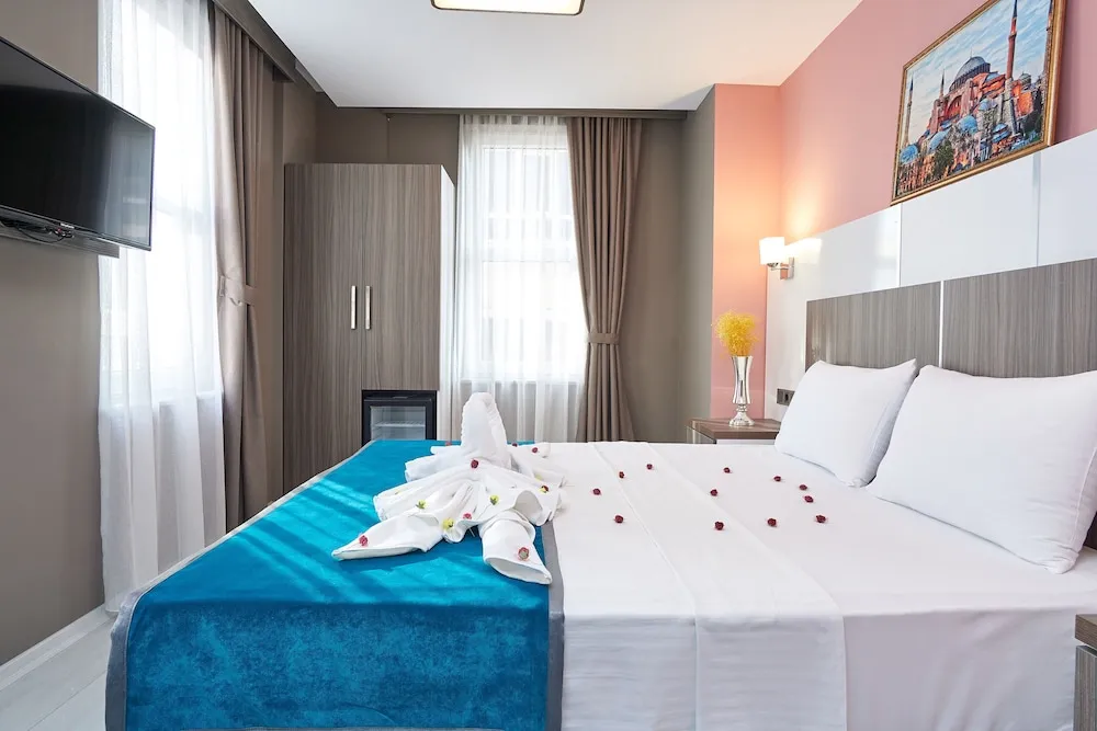 Superior Büyük Yataklı Tek Kişilik Oda