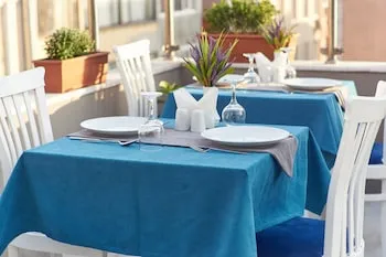 Renzo Hotel