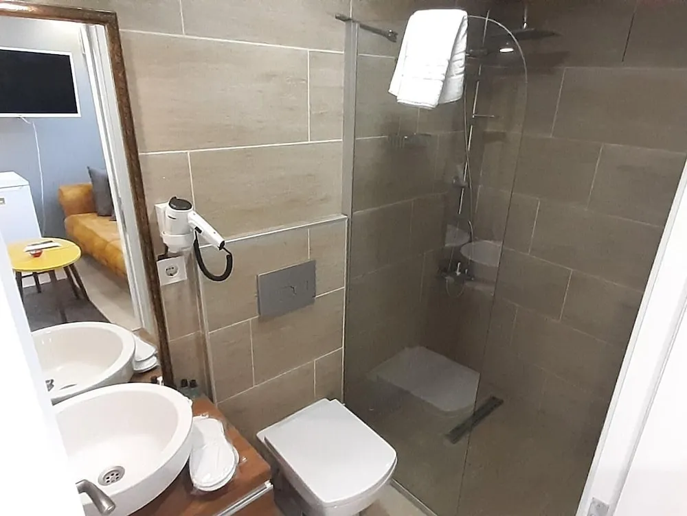 Deluxe Stüdyo Süit
