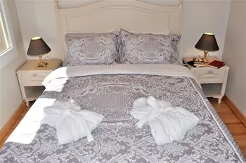 Emil House Apart Hotel