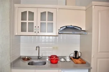 Emil House Apart Hotel