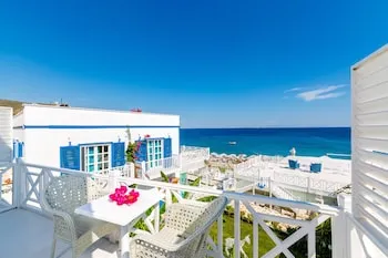 Mavi Beyaz Otel