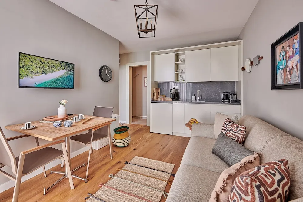 Apart Daire, Deniz Manzaralı