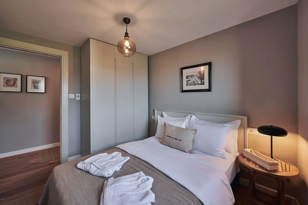 Apart Daire, Deniz Manzaralı