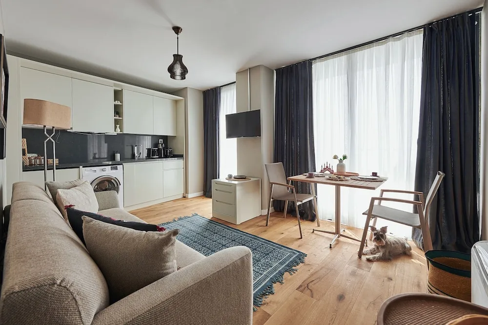 Apart Daire, Deniz Manzaralı