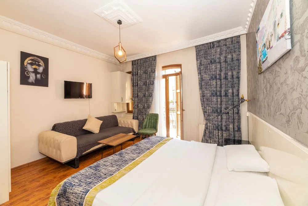 Superior Triple Room