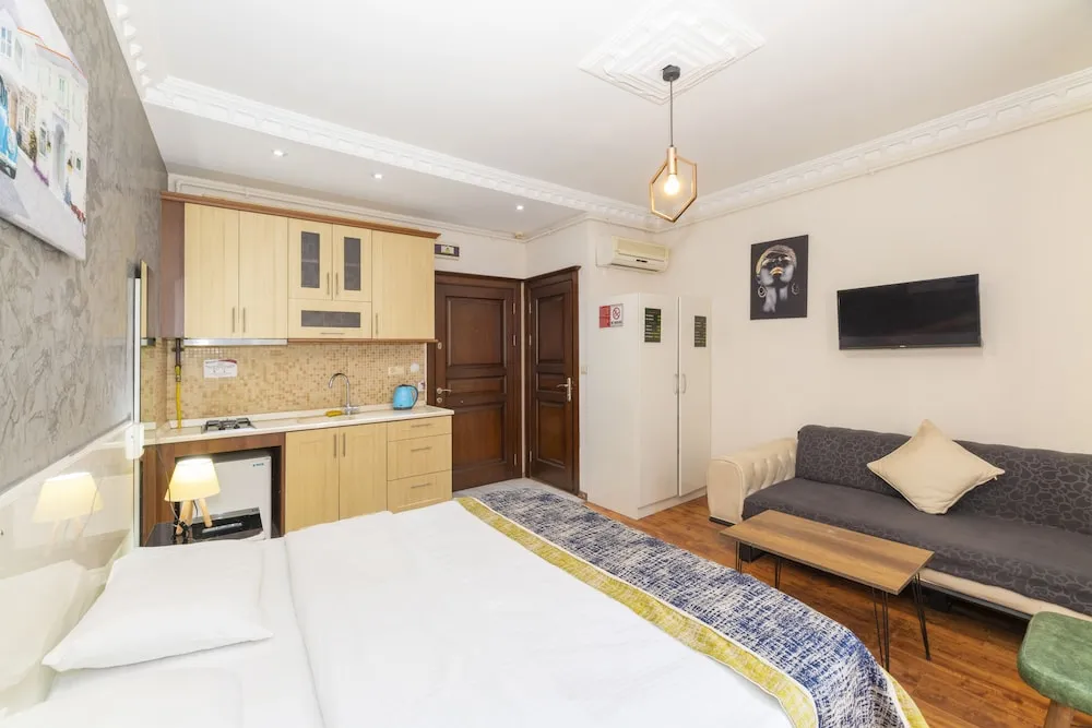 Superior Triple Room