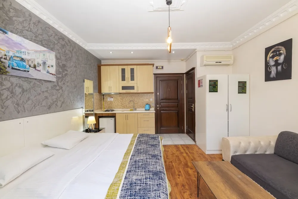 Superior Triple Room