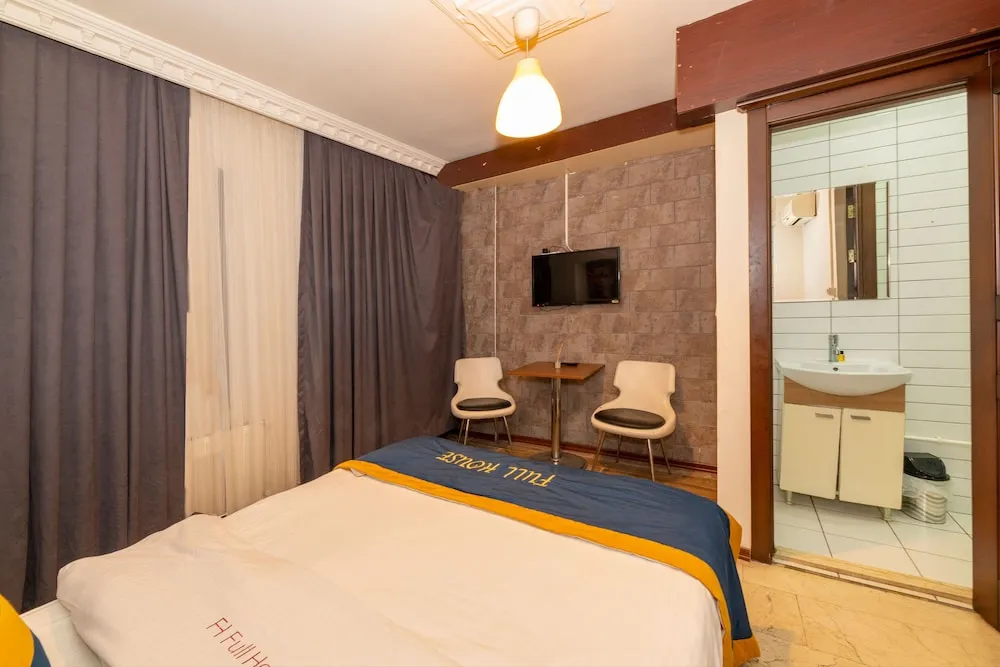 Economy Tek Büyük Yataklı Oda