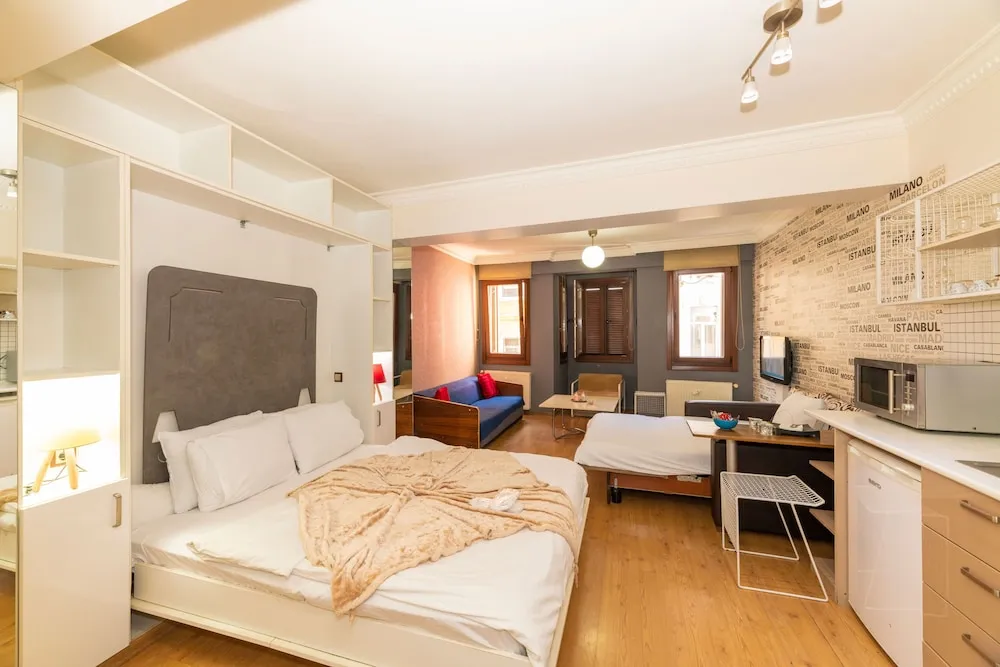 Standard Family Room